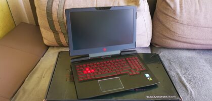 Omen i7/16gb/15,6"/gtx Ti/2xssd/w10/nauja Baterija