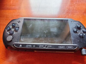 PSP Street (E1000), Black