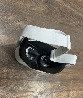 Oculus quest 2 for sale