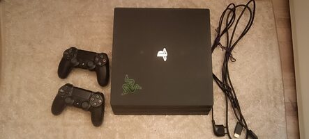 PlayStation 4 Pro, Black 