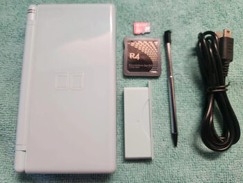 Nintendo DS Lite, Light Blue