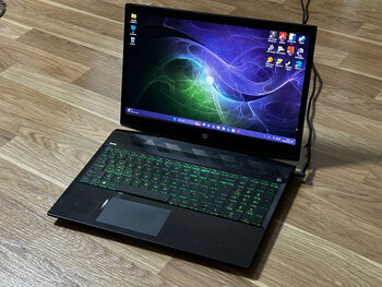 HP PAVILION GAMING 15 su i5, 8GB, GTX 1050Ti 4GB, 256+1TB