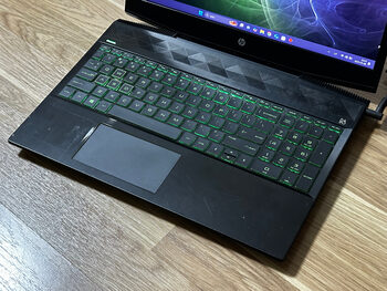 HP PAVILION GAMING 15 su i5, 8GB, GTX 1050Ti 4GB, 256+1TB for sale