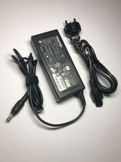 Toshiba PA5035E-1AC3 19V 4.74A 90W 5.5mm x 2.5mm Genuine Power Adapter Charger