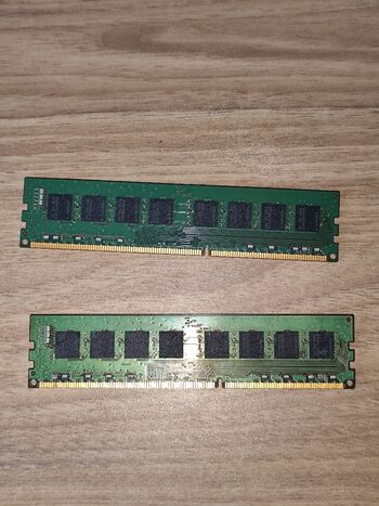 Crucial 16 GB (2 x 8 GB) DDR3-1600 PC RAM