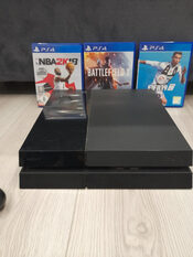 Playstation 4 500GB + 3 žaidimai