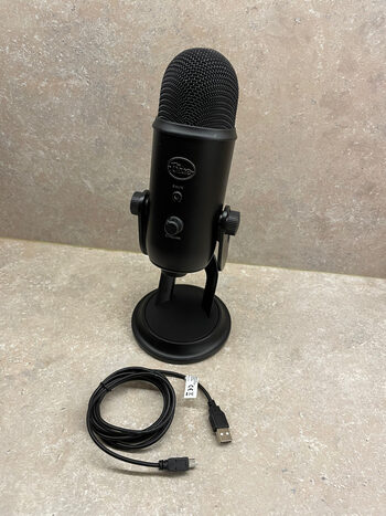 Logitech Blue Yeti mikrofonas