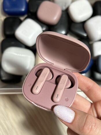 35 VNT JBL Belaidės Ausinės / Wireless Ausinukai Earbuds