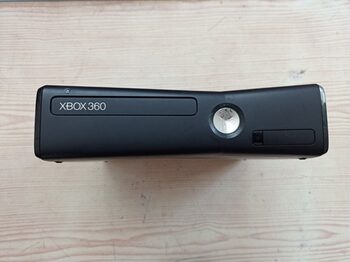 Consola Microsoft Xbox 360 S 4GB Modelo 1439 Negro Mate