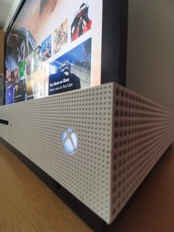 Xbox One S 1TB Derinama ( Su žaidimais)