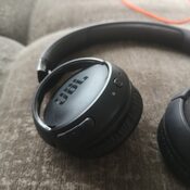 JBL TUNE 520BT