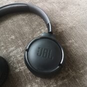 Buy JBL TUNE 520BT