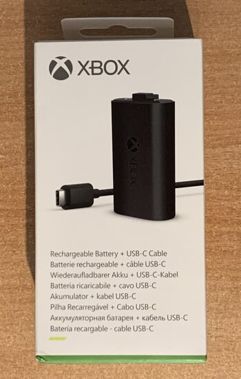 Mando Inalámbrico Xbox Series X|S Edición DOOM Dark Ages + Kit Carga y Juega
