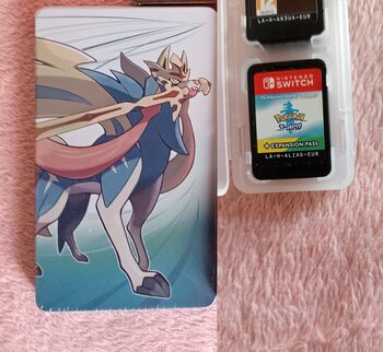 Pokémon Espada + Pase de Expansión y Steelbook