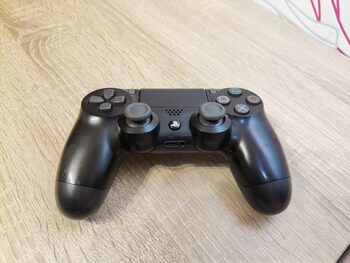 Playstation 4 Dualshock 4, V2 juodas originalus pultelis