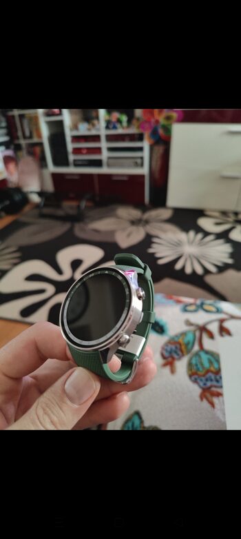 Redeem One plus watch 2R