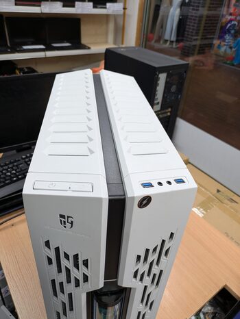 i7-7700/32GB/500+1TB/GTX 1080 8GB