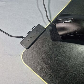 Redeem Razer Deathadder pele + Razer Frirefly v2 kilimelis su RGB