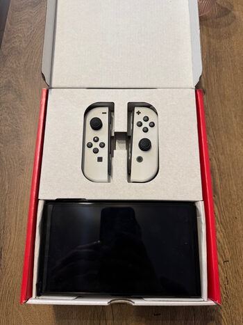 Nintendo switch OLED white 64gb + priedai