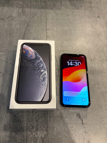 Apple iPhone XR 64GB Black