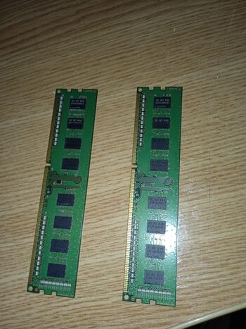 Samsung 4 GB (1 x 4 GB) DDR3-1600 Green PC RAM