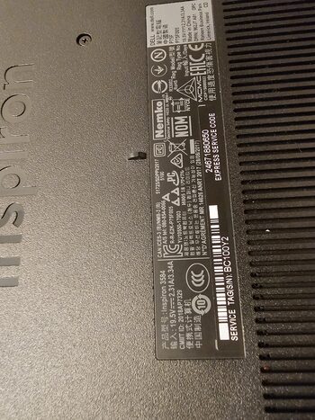 Dell inspirion 15 3584 i3-7020 8gb 128gb SSD 