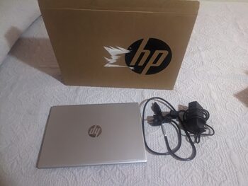 HP ProBook 445 G8 AMD Ryzen 7 5800U AMD Radeon RX Vega 7 (Cezanne) / 32GB DDR4 / 512GB NVME / 45 Wh / Silver