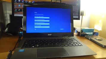 Buy Acer Aspire One AO1-131-C7U3