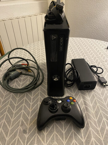 Xbox 360 S, RGH3, 1TB, 770 Games