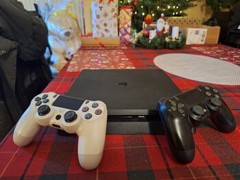 PlayStation 4 Slim