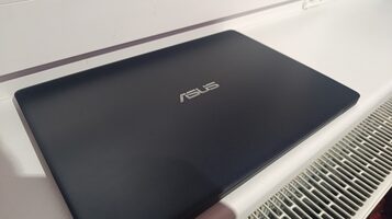 Asus i5 8th / 8GB DDR4 / 256GB SSD / FHD for sale