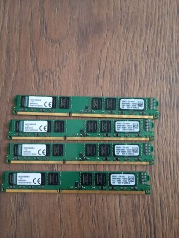 Kingston 8 GB (1 x 8 GB) DDR3-1600 Black / Green PC RAM