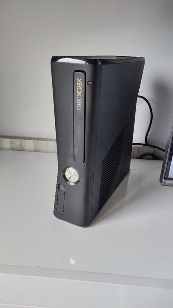 Xbox 360 S