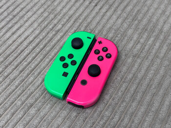 Nintendo Switch Joy-Con Controllers / pulteliai, Neon Pink & Green