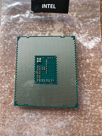 Intel Core i7-5930K 3.5-3.7 GHz LGA2011 v3 6-Core CPU