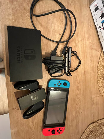 Nintendo switch Blue&Red 32gb + micro sd 128gb