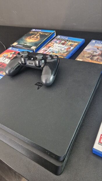 PlayStation 4 Slim, Black, 500GB + 7 žaidimai