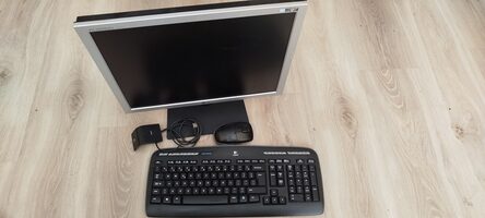 LG monitorius 75heartz pelytė ir klaviatūra
