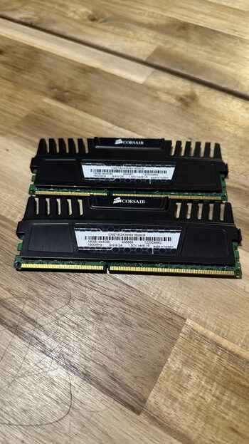 Corsai 8gb (2x4gb) ddr3 1600mhz