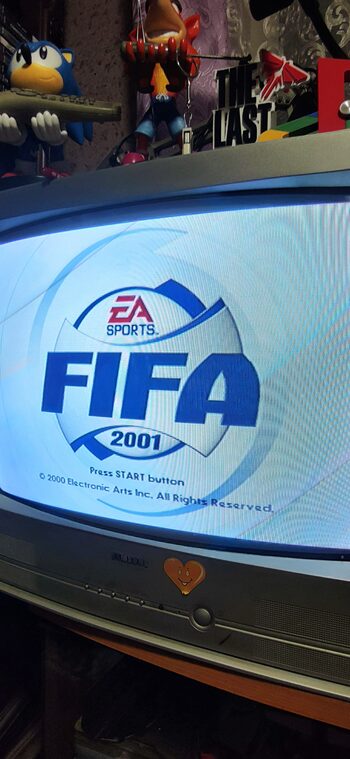 Get FIFA 2001 PlayStation