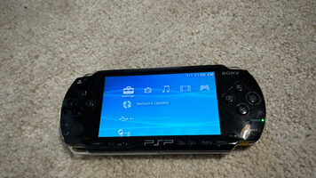 Sony PSP 1004 žaidimų konsolė