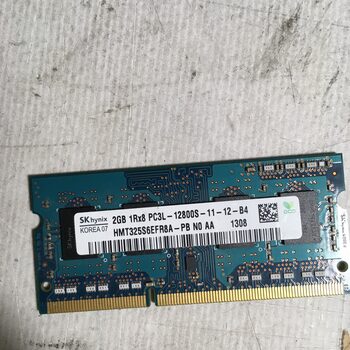 SkHynix 2 GB hmt325s6efr8a-pb