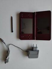 Nintendo DSi XL, Dark Red