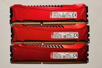 Kingston Savage 12 GB (3x 4 GB) DDR3-1866 Black / Red PC RAM