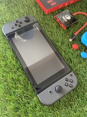 Nintendo Switch V2 con accesorios for sale