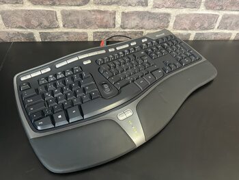 Redeem Microsoft Natural Ergonomic Keyboard 400
