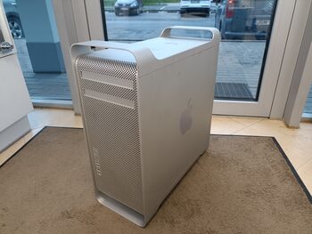 Apple Mac Pro stacionarus kompiuteris su SSD