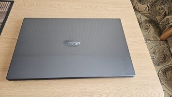 Acer aspire V3-771G