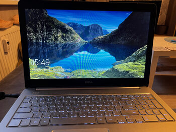 Dell Inspiron 15 7000 series