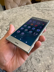 Redeem Sony Xperia XZ 64GB Platinum